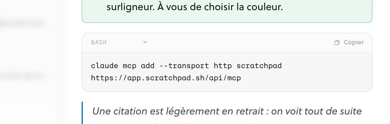 Un bloc de code, avec son langage affiché à gauche et un bouton de copie à droite.